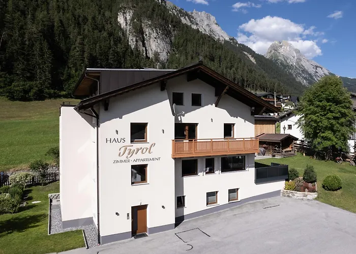 Tyrol بيت ضيافة