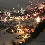 게스트하우스 Tyrol 4*