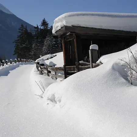 Pensionat Tyrol 4*