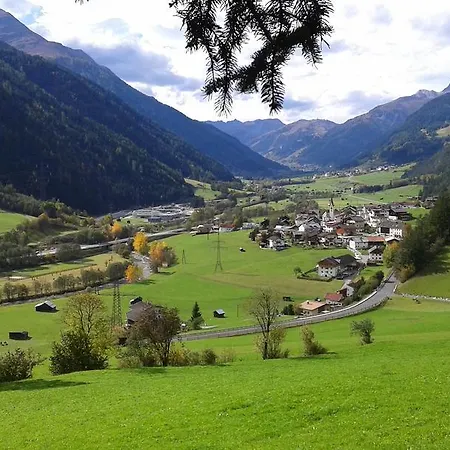 Pensionat Tyrol 4*