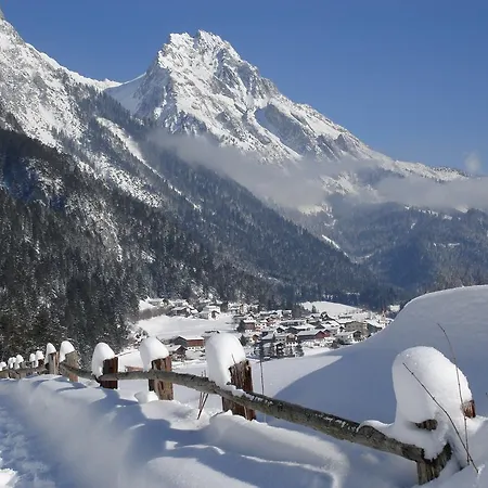 Pensionat Tyrol Pettneu am Arlberg